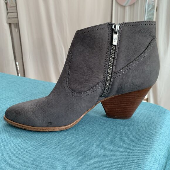 Frye Reina JEA Women Size 9.5 Gray Suede Leather Ankle Boot Zip 3471724 - Picture 6 of 14